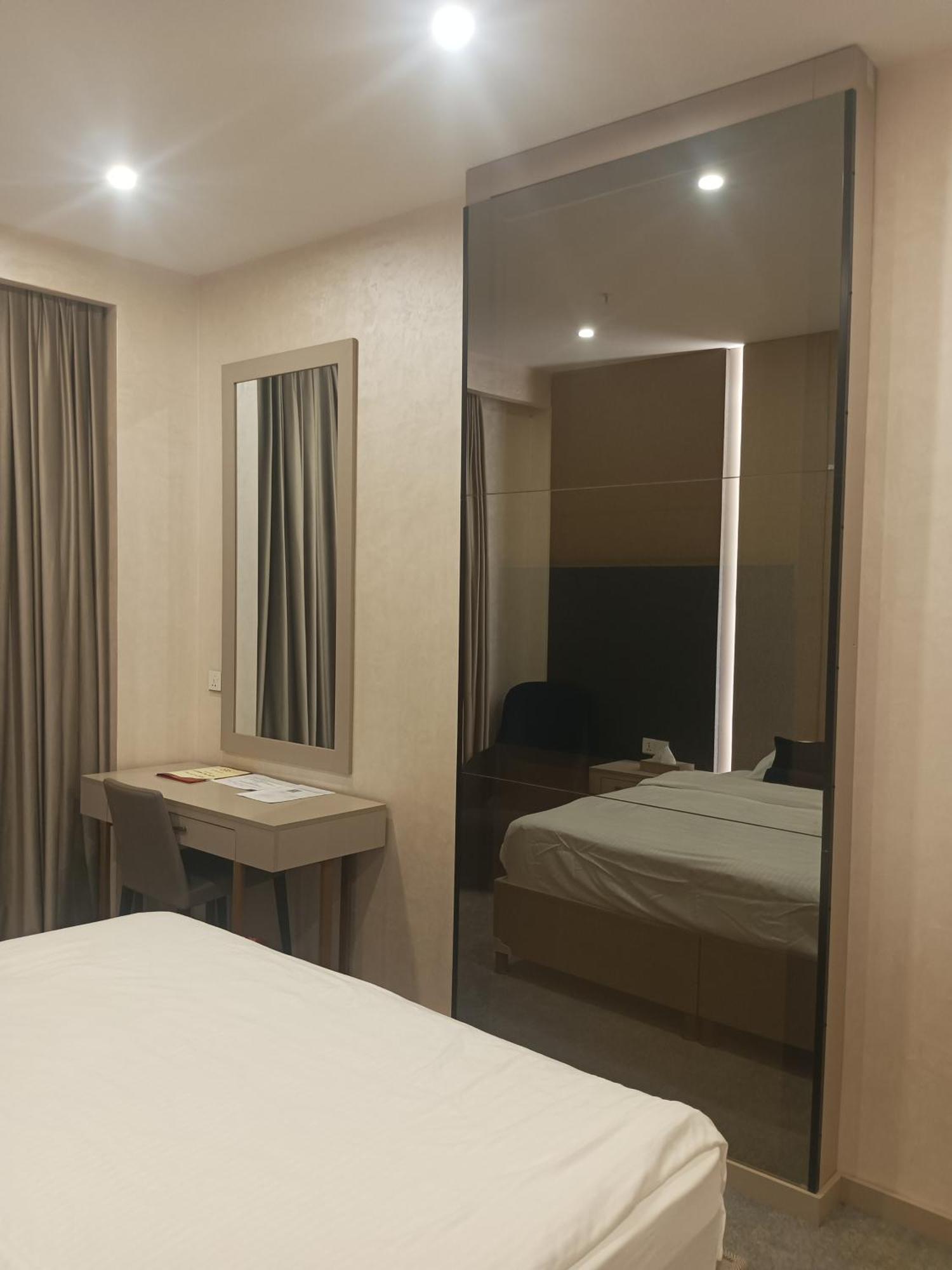 Darin Plaza Hotel Erbil Buitenkant foto